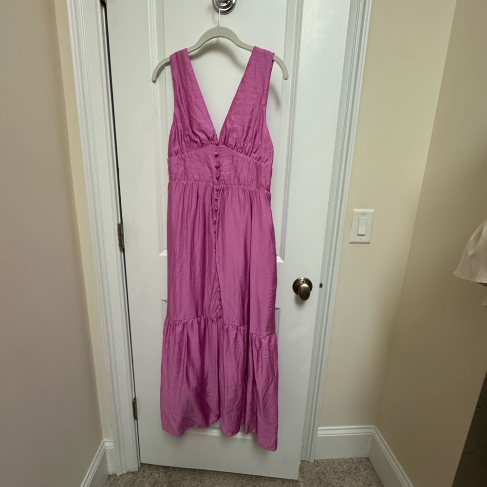 Elegant Pink Sleeveless Dress